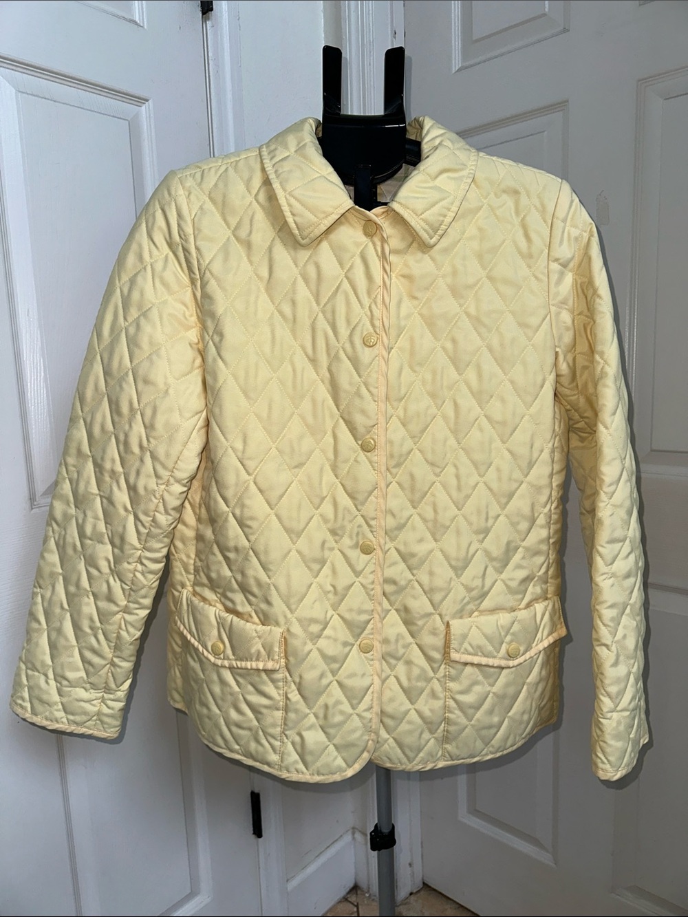 Brooks Brothers Women’s Diamond Quilted Barn Jacket - Pale Yellow/ Plaid Lining